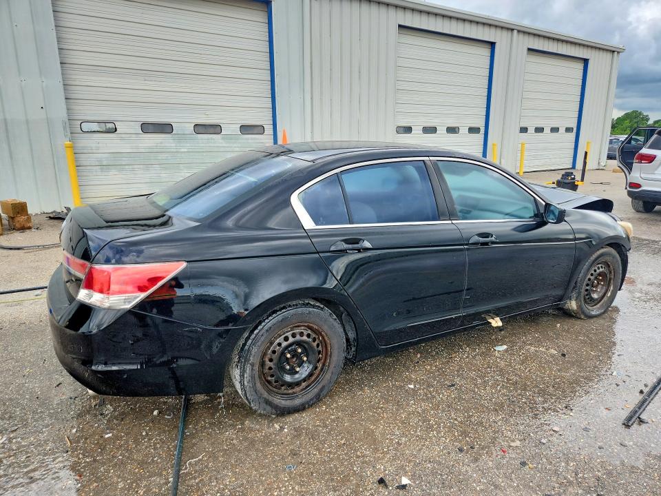 2011 Honda Accord VIN 1HGCP2F37BA116350 COPART salvage auction — FRONT END, Al - Cert Of Title-Salvage Title, sold $500 on 2026-07-02 (photo 3)