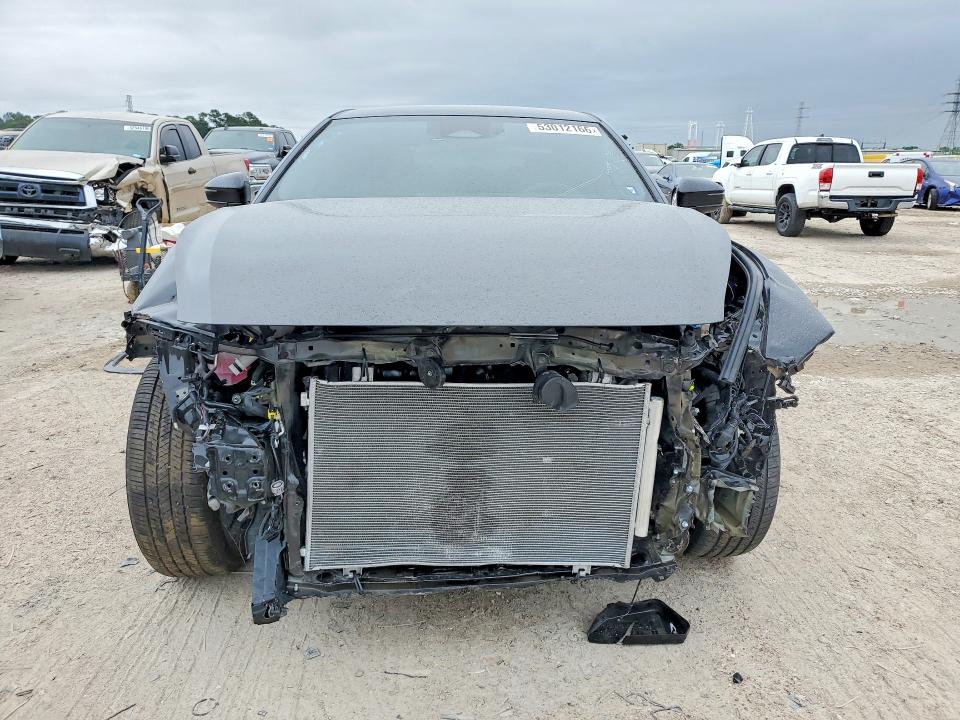 2026 Toyota Crown VIN JTDAAAAF2T3043901 COPART salvage auction — FRONT END, Tx - Salvage Vehicle Title, sold $11,600 on 2026-07-21 (photo 5)