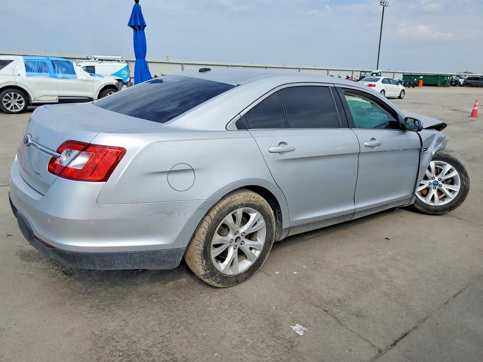 2012 Ford Taurus VIN 1FAHP2EW6CG125254 COPART salvage auction — FRONT END, TX - SALVAGE VEHICLE TITLE (P), sold $200 on 2026-08-20 (photo 3)