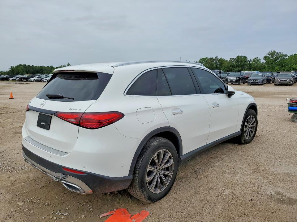 2023 Mercedes-benz VIN W1NKM4HB3PF057884 COPART salvage auction — SIDE, Tx - Salvage Vehicle Title, sold $19,700 on 2026-07-17 (photo 3)