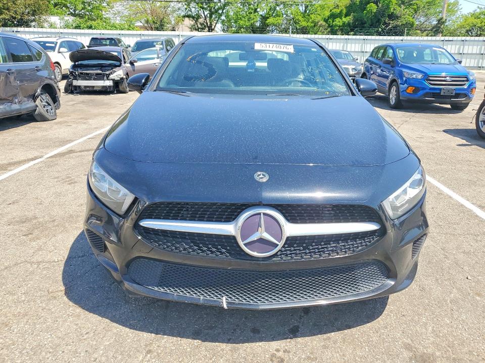 2019 Mercedes-benz A-klasse VIN WDD3G4FB4KW018130 COPART salvage auction — MINOR DENT/SCRATCHES, Oh - Cert Of Title-Repossession, sold $5,400 on 2026-07-29 (photo 5)