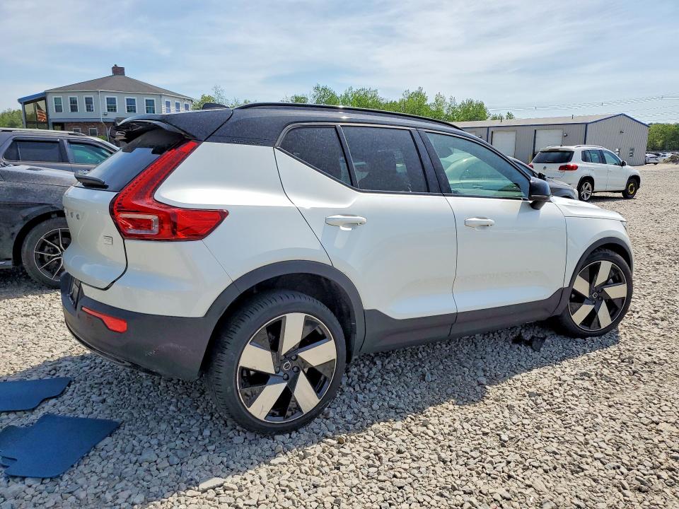 2023 Volvo Xc40 VIN YV4ED3UM9P2094576 COPART salvage auction — FRONT END, Ma - Cert Of Title-Salvage, sold $9,800 on 2026-07-16 (photo 3)