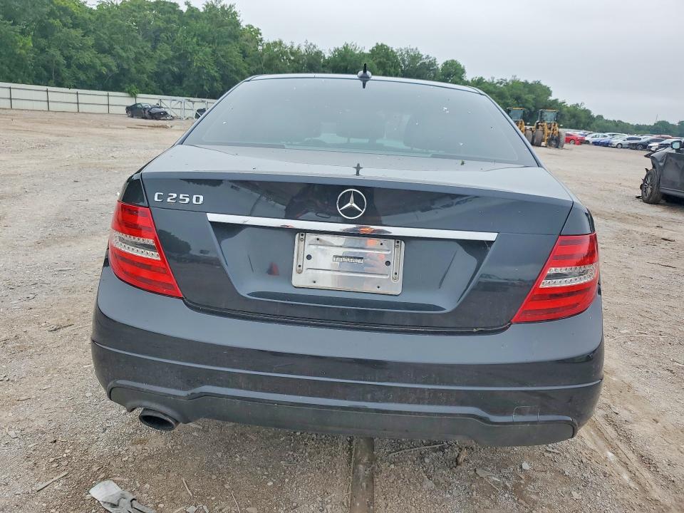 2012 Mercedes-benz C-klasse VIN WDDGF4HB8CA636454 COPART salvage auction — FRONT END, Ok - Cert Of Title-Salvage, sold $475 on 2026-08-18 (photo 6)
