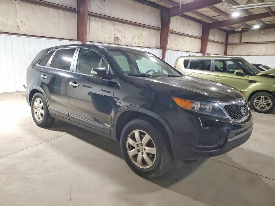 2012 Kia Sorento VIN 5XYKTDA64CG265562 COPART salvage auction — SIDE, Ia - Cert Of Title-Salvage Title, sold $925 on 2026-07-22 (photo 4)