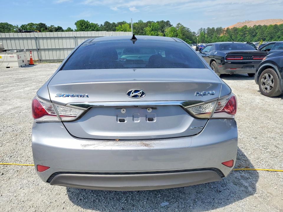 2015 Hyundai Sonata VIN KMHEC4A41FA128008 COPART salvage auction — MINOR DENT/SCRATCHES, AL - CERTIFICATE OF TITLE, sold $3,700 on 2026-07-29 (photo 6)