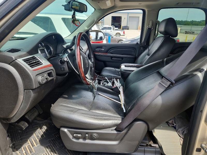 2013 Cadillac Escalade VIN 1GYS4CEF9DR176830 COPART salvage auction — WATER/FLOOD, Ky - Cert Of Title-Salvage, sold $1,700 on 2026-07-09 (photo 7)