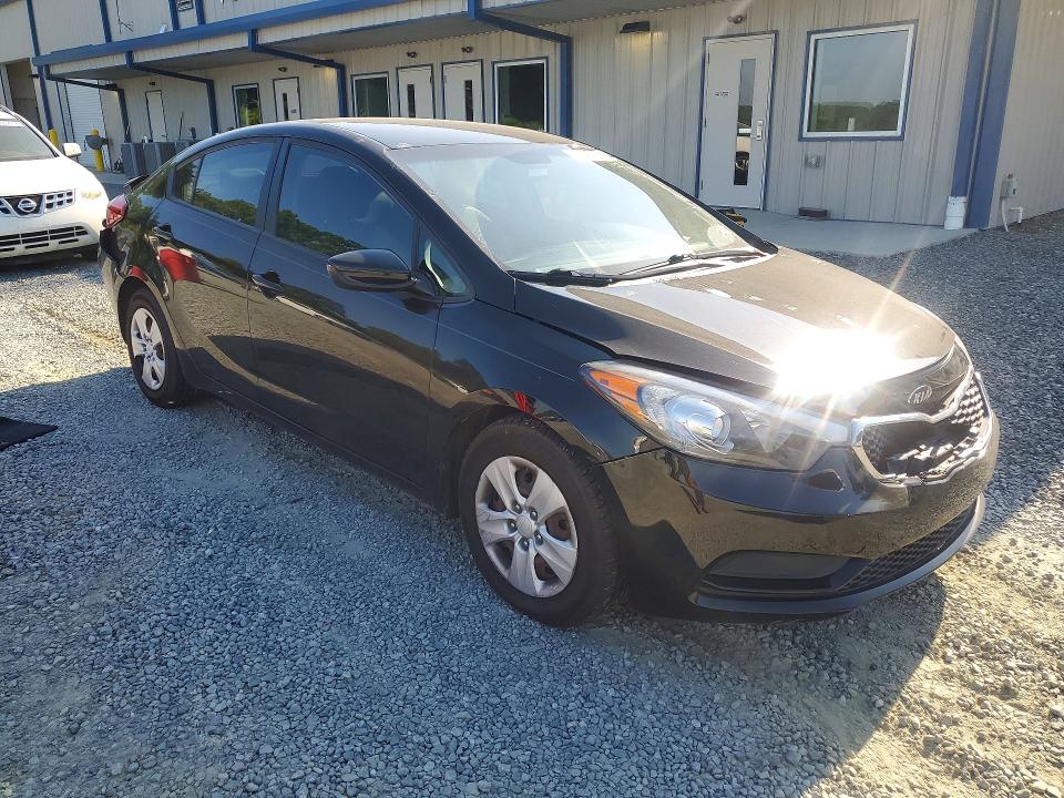 2016 Kia Forte VIN KNAFK4A65G5536483 COPART salvage auction — REAR END, Nc - Salvage Certificate Of Title, sold $1,250 on 2026-07-16 (photo 4)