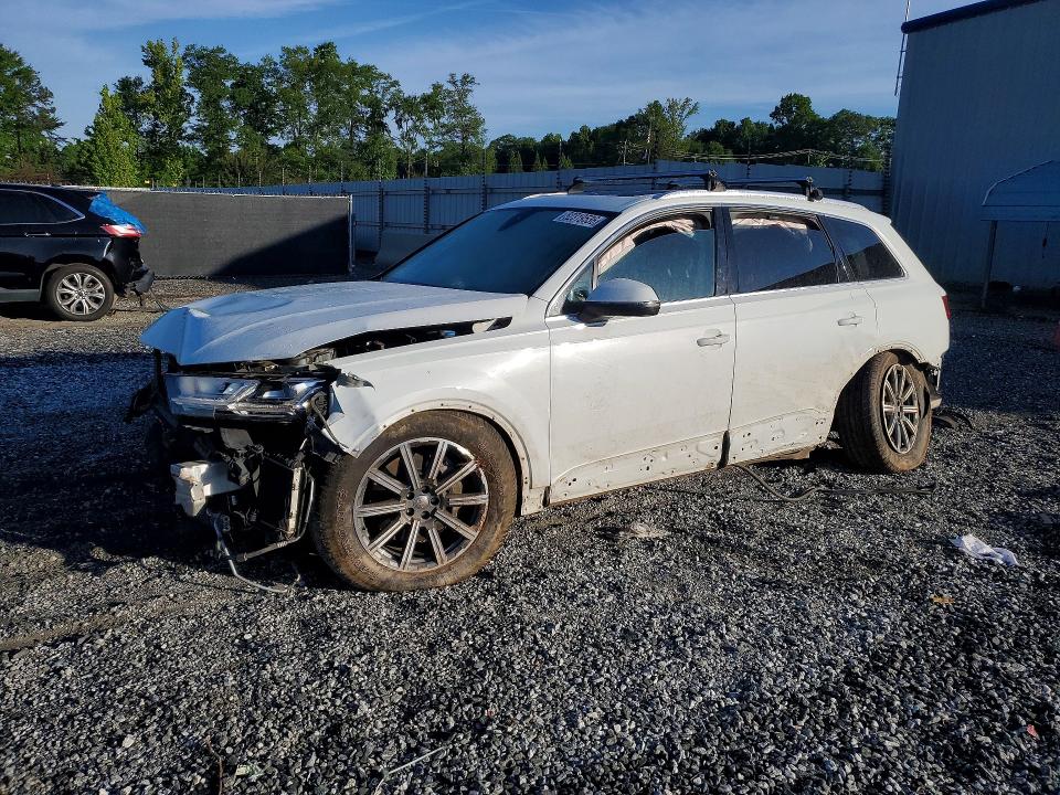 2017 Audi Q7 VIN WA1VAAF75HD055443 COPART salvage auction — FRONT END, Sc - Cert Of Title-Salvage, sold $1,650 on 2026-07-20 (photo 1)