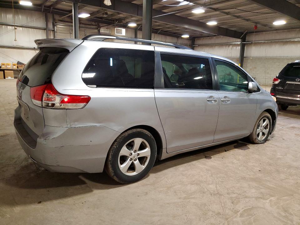 2011 Toyota Sienna VIN 5TDKK3DC2BS085710 COPART salvage auction — REAR END, IN - CERTIFICATE OF TITLE, sold $20 on 2026-07-28 (photo 3)