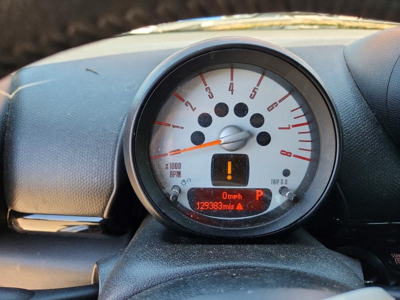 2013 Mini Cooper VIN WMWZC3C55DWP23656 COPART salvage auction — MINOR DENT/SCRATCHES, OR - CERTIFICATE OF TITLE, sold $675 on 2026-07-13 (photo 9)