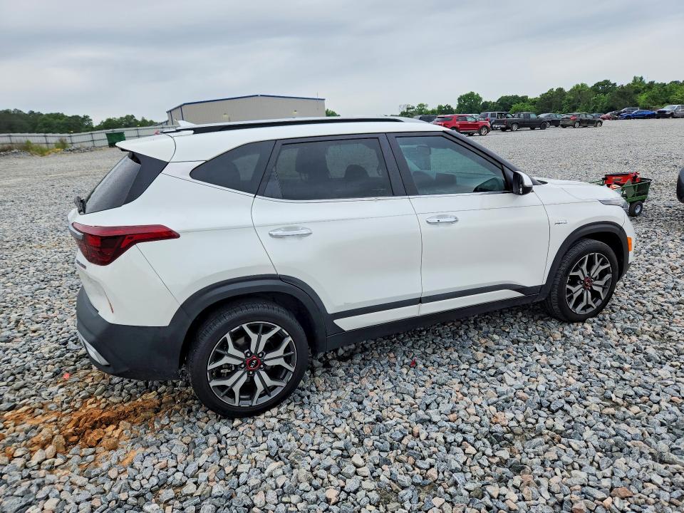 2021 Kia Seltos VIN KNDETCA26M7213983 COPART salvage auction — SIDE, Ga - Cert Of Title-Salvage, sold $5,300 on 2026-07-02 (photo 3)