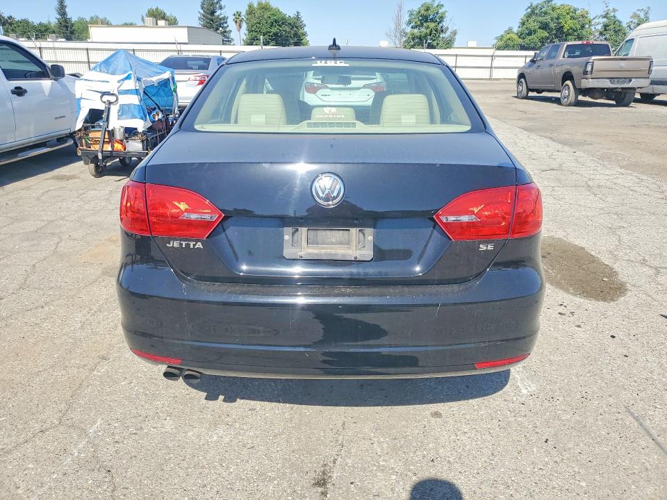 2014 Volkswagen Jetta VIN 3VWD17AJ9EM423417 COPART salvage auction — NORMAL WEAR, Ca - Certificate Of Title, sold $1,900 on 2026-07-10 (photo 6)