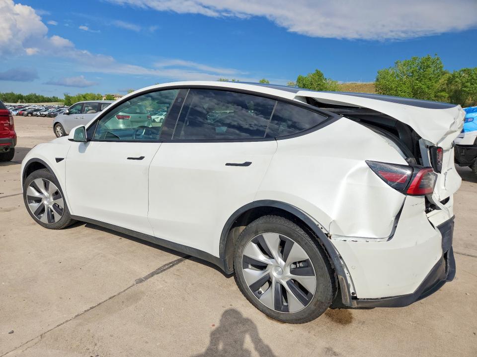 2022 Tesla Model y VIN 7SAYGAEE1NF515089 COPART salvage auction — REAR END, Co - Public - Salvage Title, sold $9,600 on 2026-07-29 (photo 2)