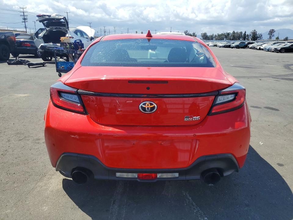 2025 Toyota Gr 86 VIN JF1ZNBB16S8758591 COPART salvage auction — FRONT END, Ca - Salvage Certificate, sold $9,700 on 2026-07-13 (photo 6)