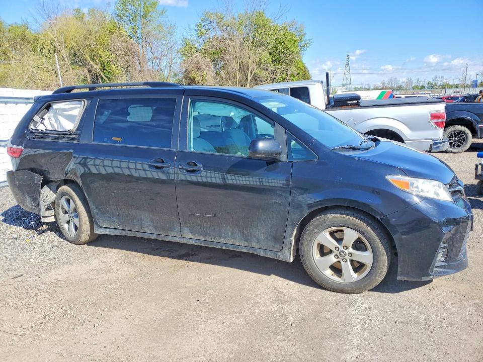 2020 Toyota Sienna VIN 5TDKZ3DC4LS047165 COPART salvage auction — UNDERCARRIAGE, On - Permit No Brand - Unfit, sold $7,500 on 2026-07-07 (photo 4)