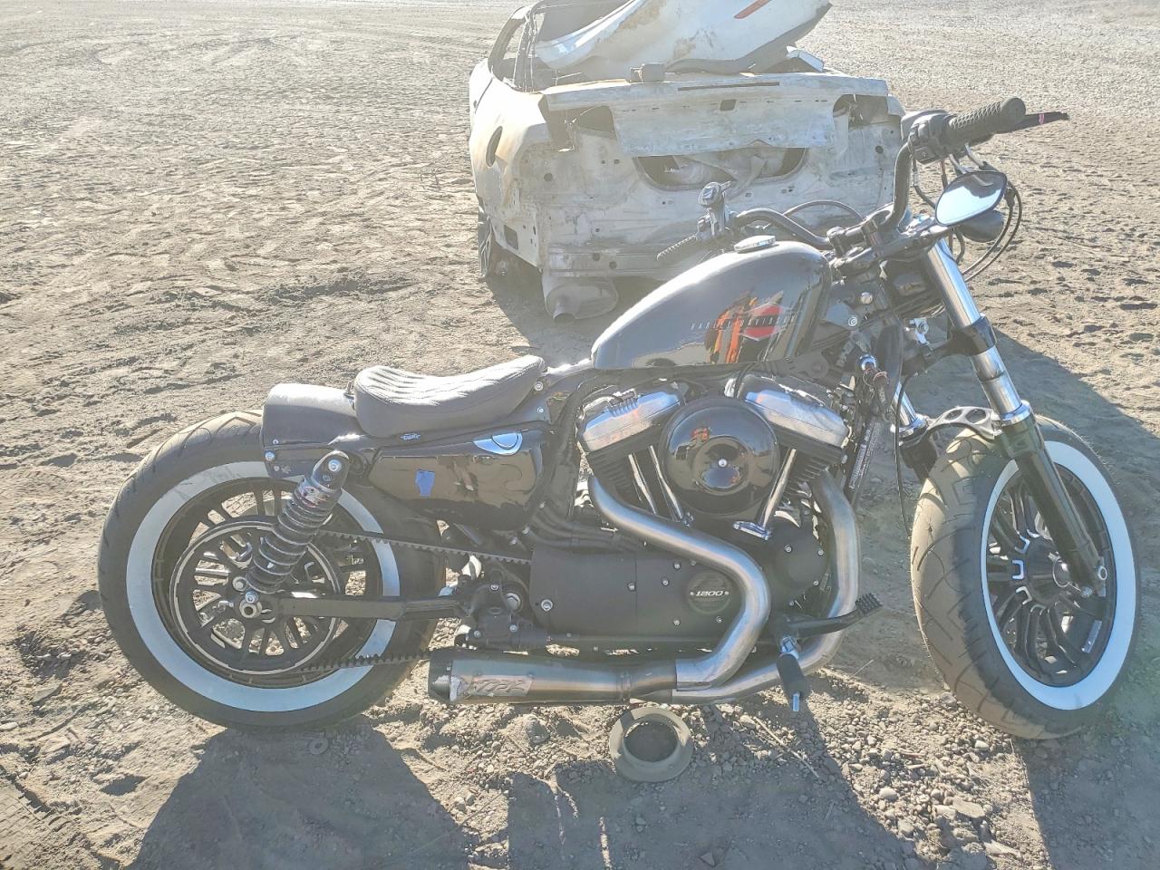 2020 Harley-Davidson XL1200 VIN 1HD1LC326LB433890 COPART salvage auction — Side, AZ - CERT OF TITLE - SALVAGE, sold $2,850 on 2026-07-09 (photo 1)