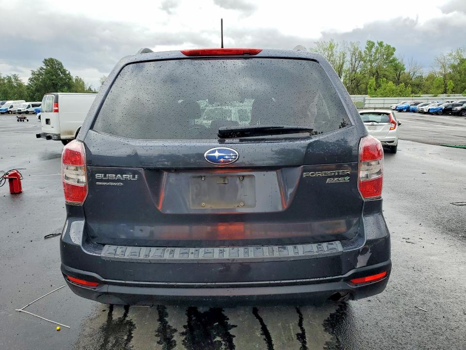 2015 Subaru Forester VIN JF2SJAGC2FH508963 COPART salvage auction — ROLLOVER, Or - Salvage Title Certificate, sold $1,600 on 2026-07-06 (photo 6)