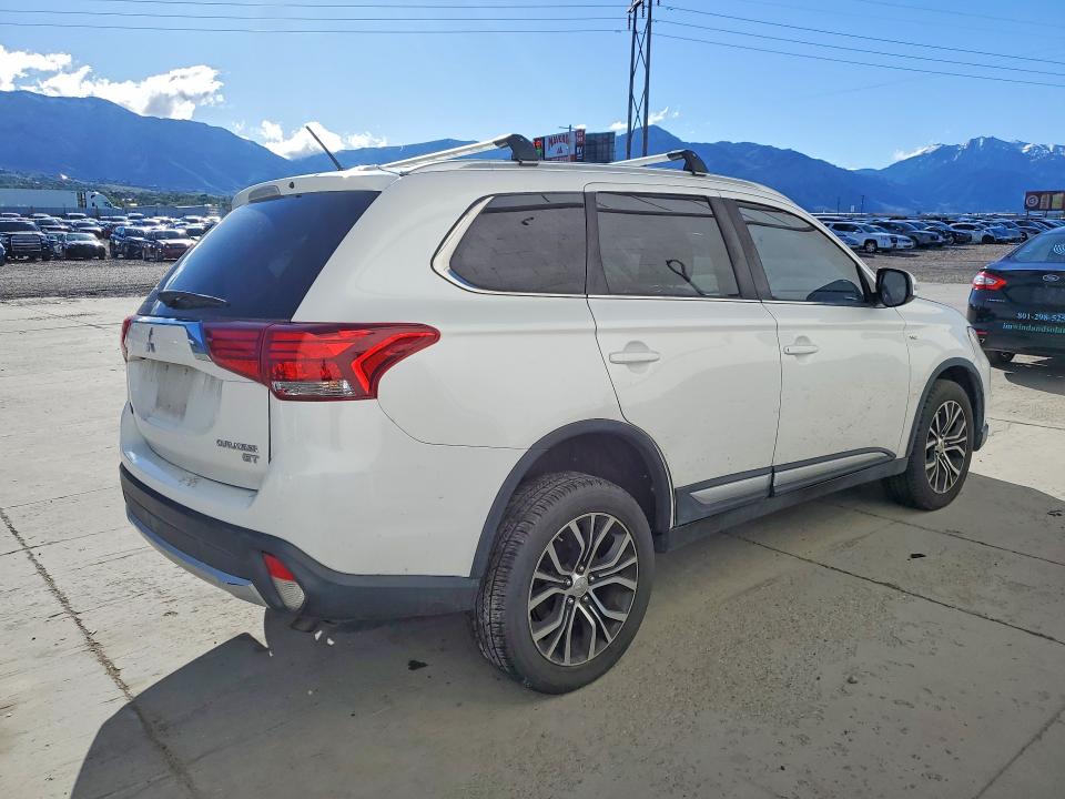 2016 Mitsubishi Outlander VIN JA4JZ4AX8GZ019814 COPART salvage auction — FRONT END, Ut - Salvage Certificate, sold $425 on 2026-08-03 (photo 3)