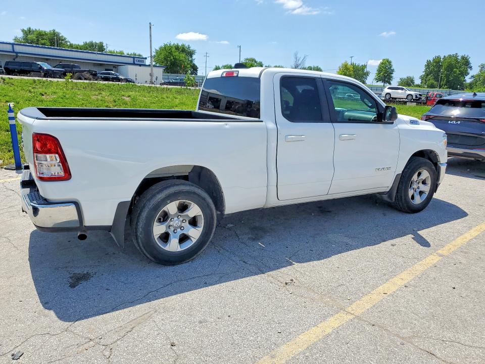 2022 Ram 1500 VIN 1C6RREBG0NN398428 COPART salvage auction — MINOR DENT/SCRATCHES, Mo - Certificate Of Title, sold $23,750 on 2026-07-02 (photo 3)