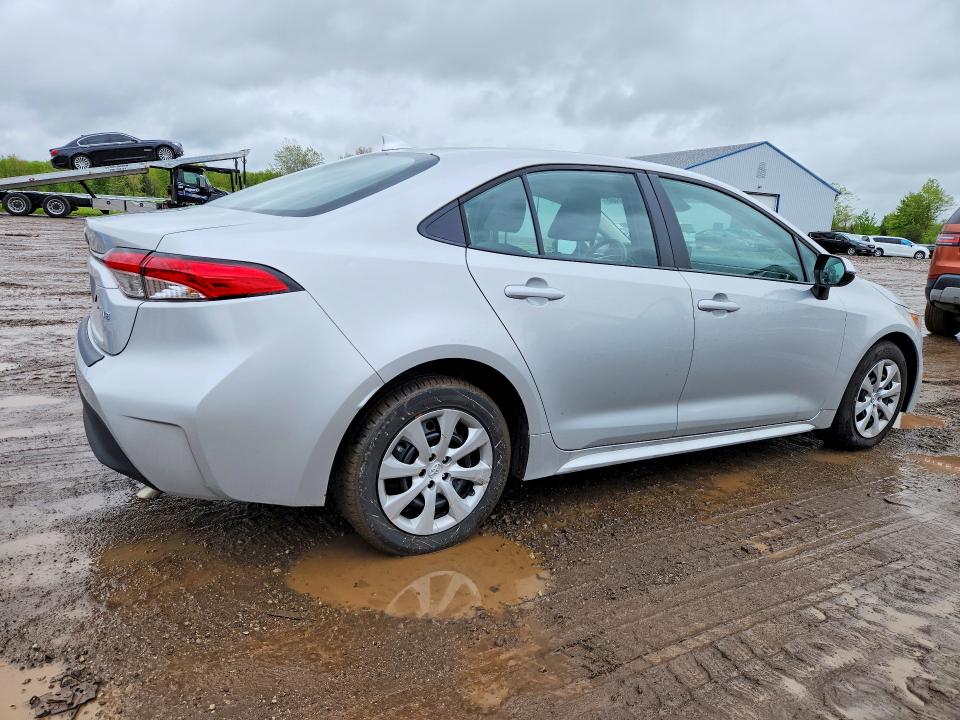 2025 Toyota Corolla VIN 5YFB4MDE4SP300806 COPART salvage auction — HAIL, OH, sold $8,000 on 2026-07-13 (photo 3)