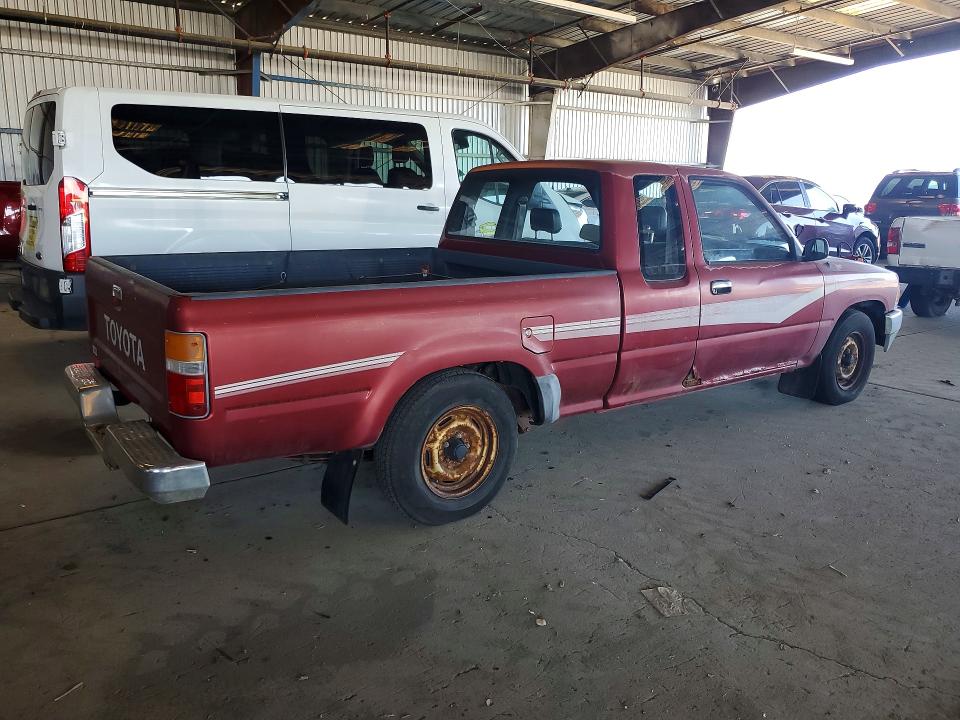 1990 Toyota Pickup VIN JT4VN93D4L5009284 COPART salvage auction — MINOR DENT/SCRATCHES, CA - DIS/DLR/EXP APP FOR DUP CLEAN, sold $2,350 on 2026-07-27 (photo 3)