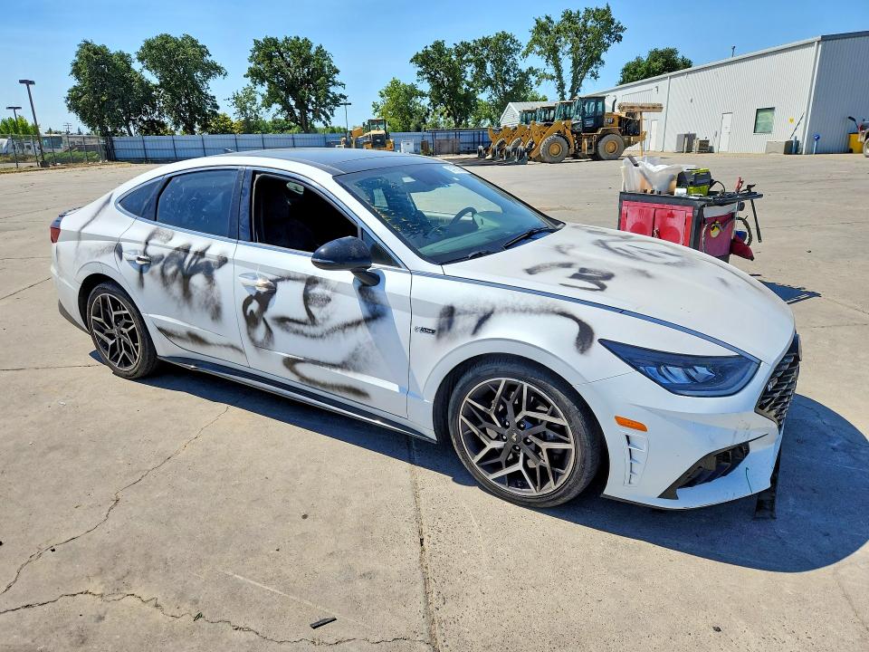 2021 Hyundai Sonata VIN 5NPEK4JC7MH131127 COPART salvage auction — VANDALISM, Ca - Salvage Certificate, sold $7,600 on 2026-07-20 (photo 4)