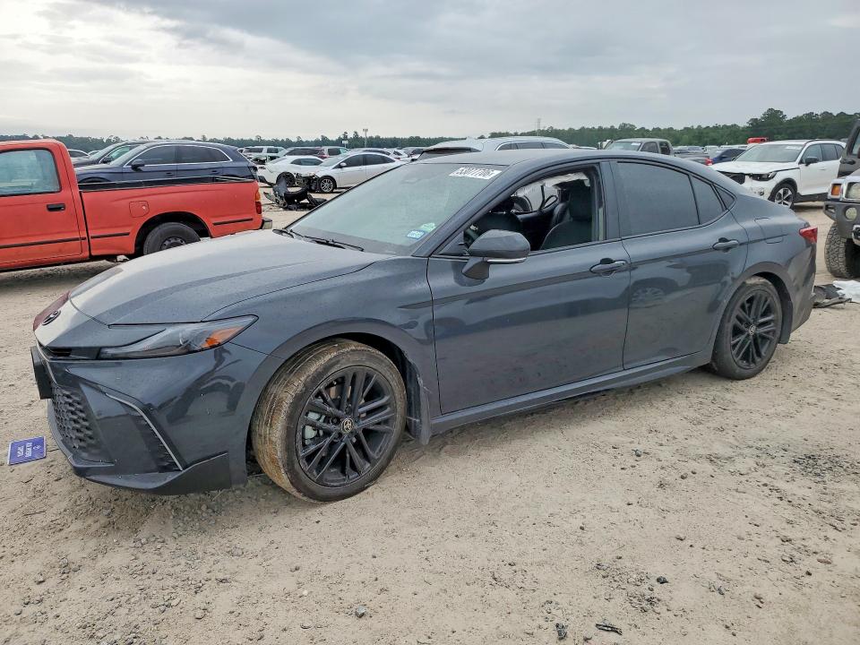 2025 Toyota VIN 4T1DAACK0SU644235 COPART salvage auction — SIDE, Tx - Salvage Vehicle Title, sold $11,800 on 2026-07-03 (photo 1)