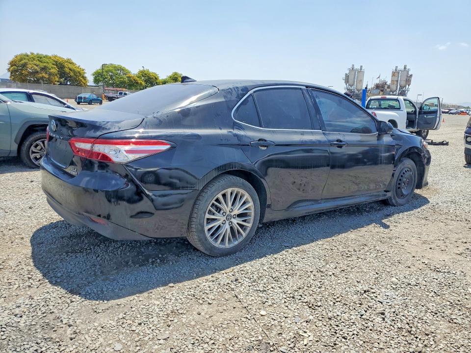 2019 Toyota Camry hybrid VIN 4T1B21HK7KU516393 COPART salvage auction — FRONT END, In - Dis/Dlr/Exp Only Clean Title, sold $10,800 on 2026-07-15 (photo 3)