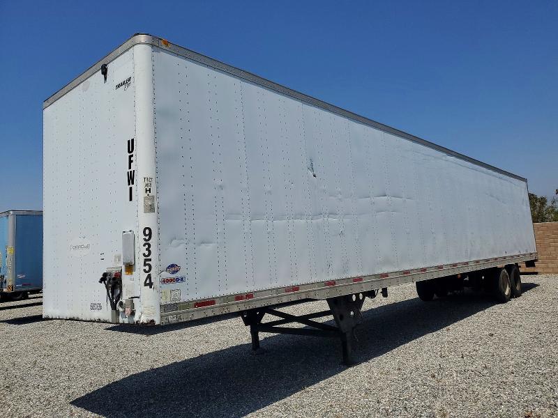 2006 Utility Vs2dc VIN 1UYVS25376G934897 COPART salvage auction — MINOR DENT/SCRATCHES, Ca - Dis/Dlr/Exp App For Dup Clean (P), sold $3,000 on 2026-09-11 (photo 2)