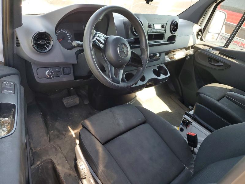 2019 Mercedes-benz Sprinter VIN WD4PF1CD1KP156579 COPART salvage auction — MINOR DENT/SCRATCHES, Il - Dealer Only Clean Title (P), sold $10,500 on 2026-07-09 (photo 8)