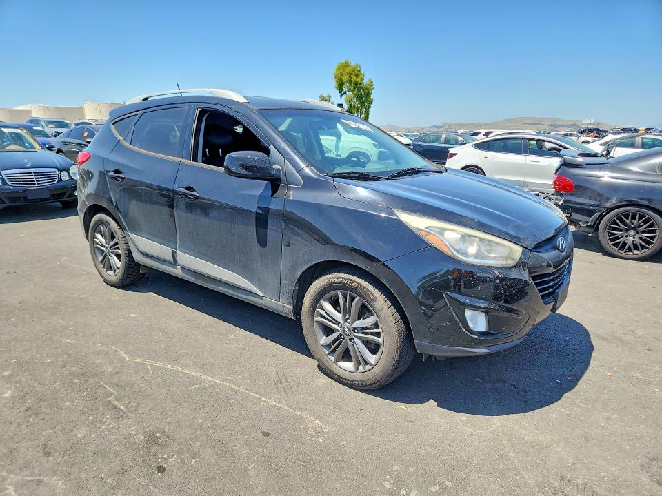 2015 Hyundai Tucson VIN KM8JU3AG2FU116948 COPART salvage auction — MINOR DENT/SCRATCHES, Ca - Dis/Dlr/Exp Only Clean Title, sold $975 on 2026-07-20 (photo 4)