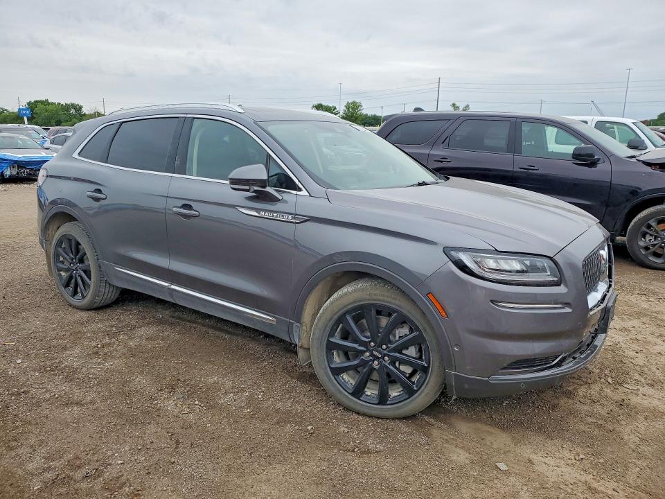 2021 Lincoln Nautilus VIN 2LMPJ8K97MBL17588 COPART salvage auction — FRONT END, Ia - Cert Of Title-Salvage Title, sold $8,300 on 2026-07-03 (photo 4)