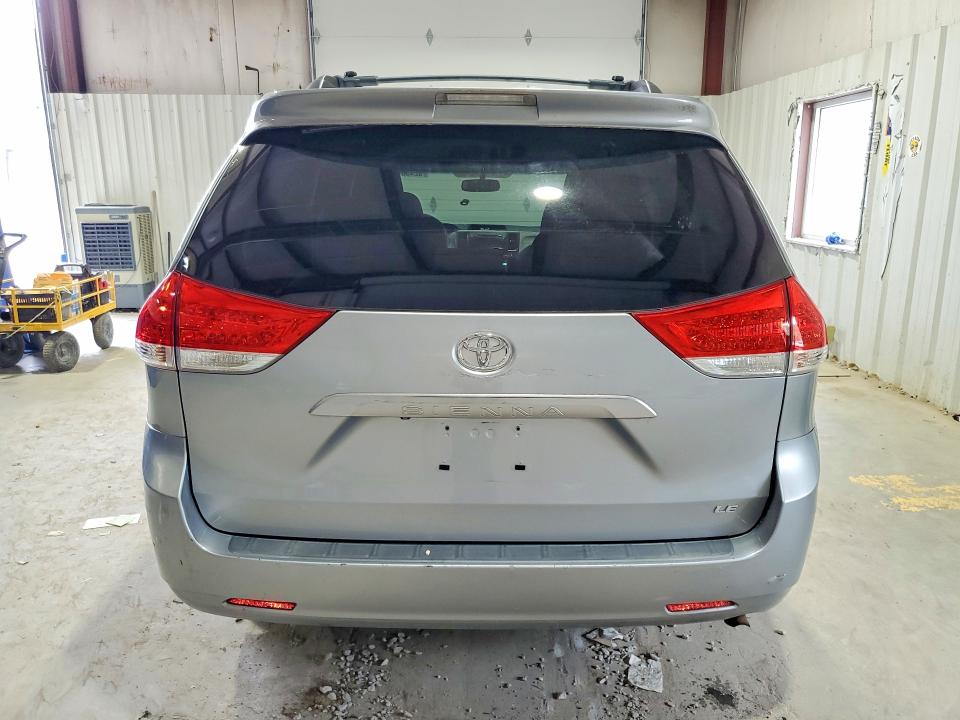 2013 Toyota Sienna VIN 5TDKK3DC5DS333239 COPART salvage auction — MINOR DENT/SCRATCHES, Wv - Certificate Of Title (P), sold $2,850 on 2026-07-30 (photo 6)