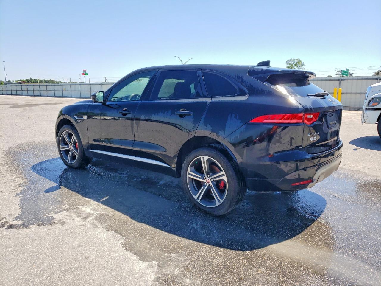 2020 Jaguar F-pace VIN SADCM2FV3LA640321 COPART salvage auction — Mechanical, VA - DEALER ONLY CLEAN TITLE, sold $5,900 on 2026-09-18 (photo 2)