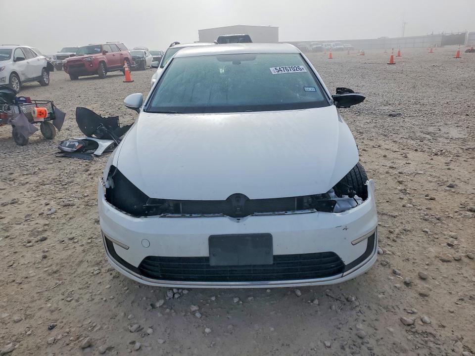 2017 Volkswagen Golf VIN WVWKR7AUXHW953929 COPART salvage auction — SIDE, Tx - Salvage Vehicle Title, sold $2,650 on 2026-08-06 (photo 5)