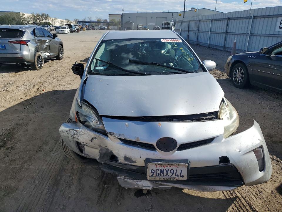 2014 Toyota Prius VIN JTDKN3DU0E0394194 COPART salvage auction — FRONT END, Nv - Salvage Title, sold $1,300 on 2026-07-16 (photo 5)