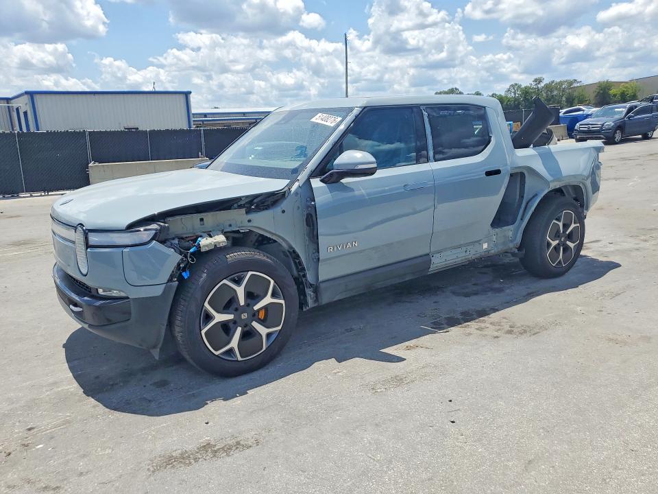 2022 Rivian R1t VIN 7FCTGAAA4NN006751 COPART salvage auction — SIDE, FL, sold $17,400 on 2026-09-15 (photo 1)