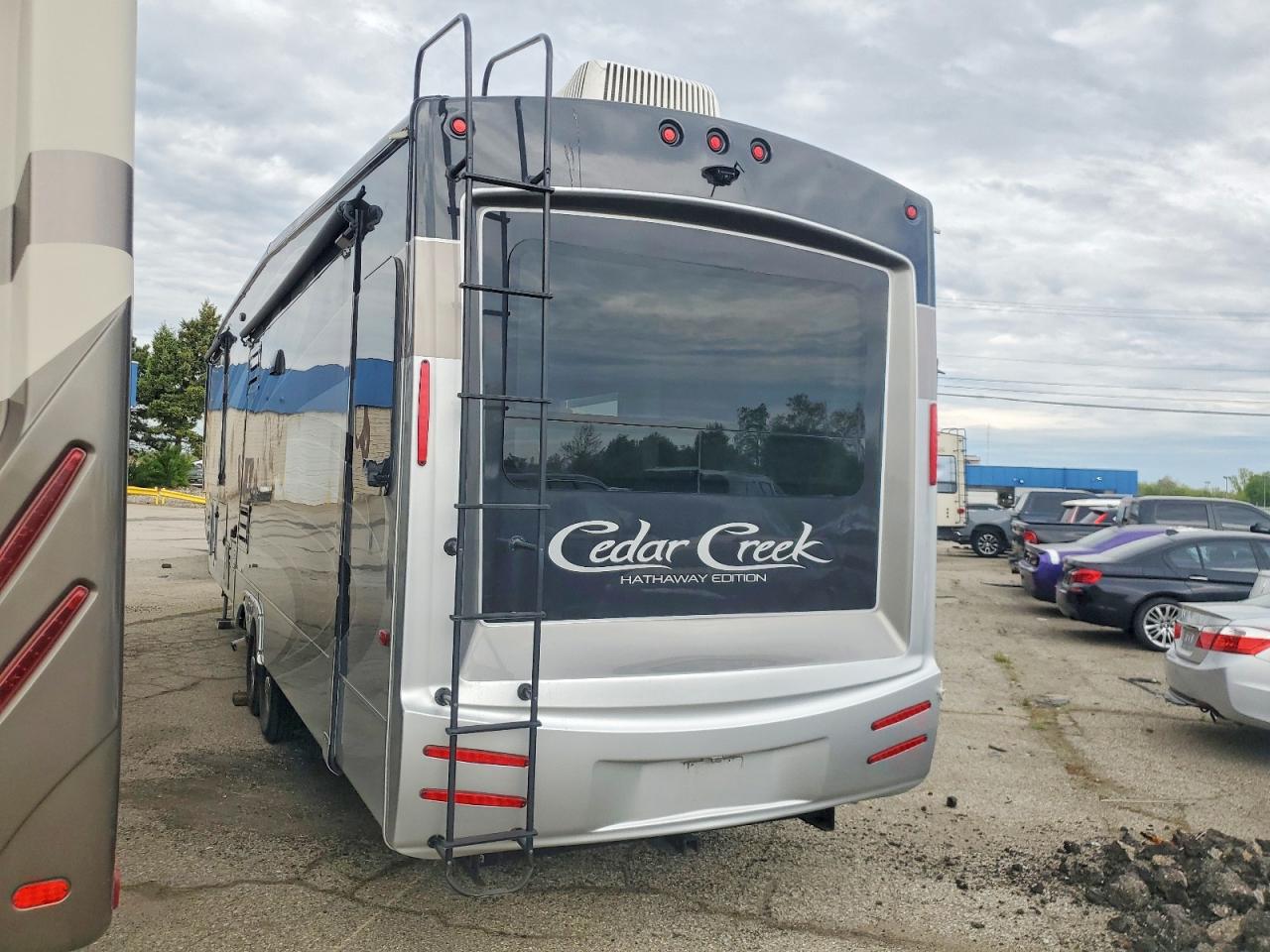 2018 Cedar creek 5th wheel VIN 4X4FCRM24JS220226 COPART salvage auction — Side, MI - CERTIFICATE OF TITLE, sold $16,100 on 2026-06-23 (photo 3)