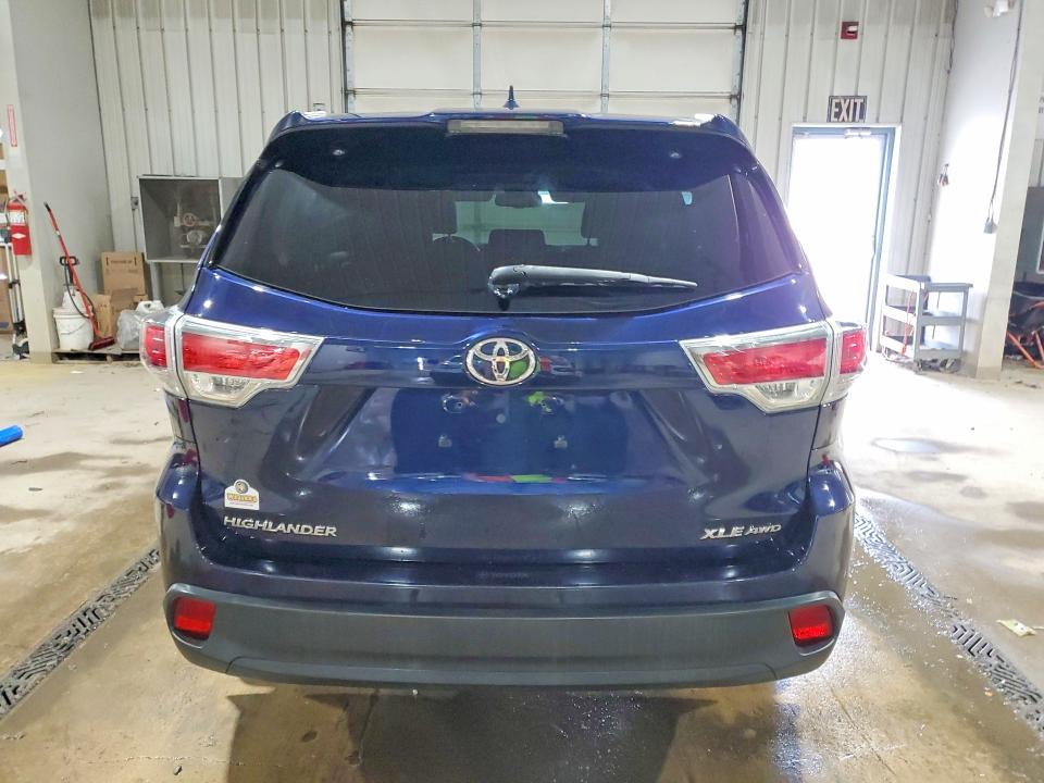 2015 Toyota Highlander VIN 5TDJKRFHXFS217013 COPART salvage auction — SIDE, Pa - Certificate Of Salvage, sold $5,200 on 2026-07-23 (photo 6)