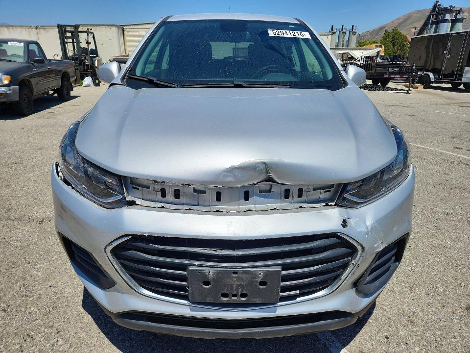 2022 Chevrolet Trax VIN KL7CJKSM7NB525121 COPART salvage auction — FRONT END, CA - SALVAGE CERTIFICATE, sold $4,500 on 2026-07-02 (photo 5)