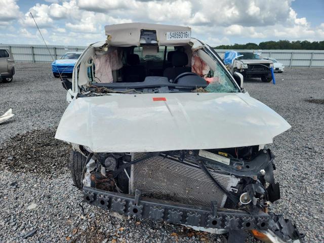 2011 Chrysler Voyager VIN 2A4RR5DG3BR658058 COPART salvage auction — FRONT END, FL - CERTIFICATE OF DESTRUCTION, sold $475 on 2026-07-02 (photo 5)