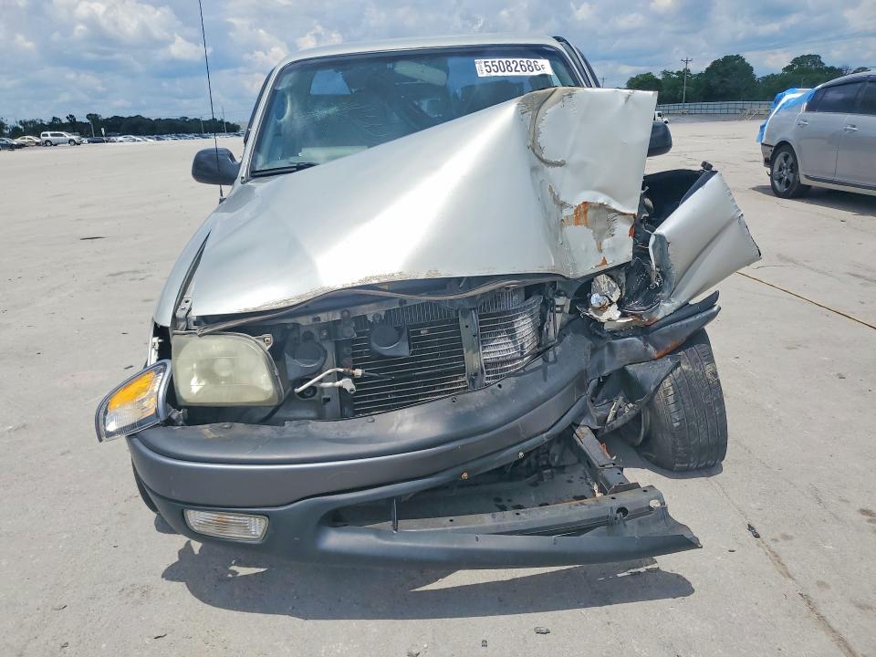 2001 Toyota Tacoma VIN 5TENL42N11Z842344 COPART salvage auction — FRONT END, TN - SALVAGE CERTIFICATE, sold $1,400 on 2026-07-27 (photo 5)
