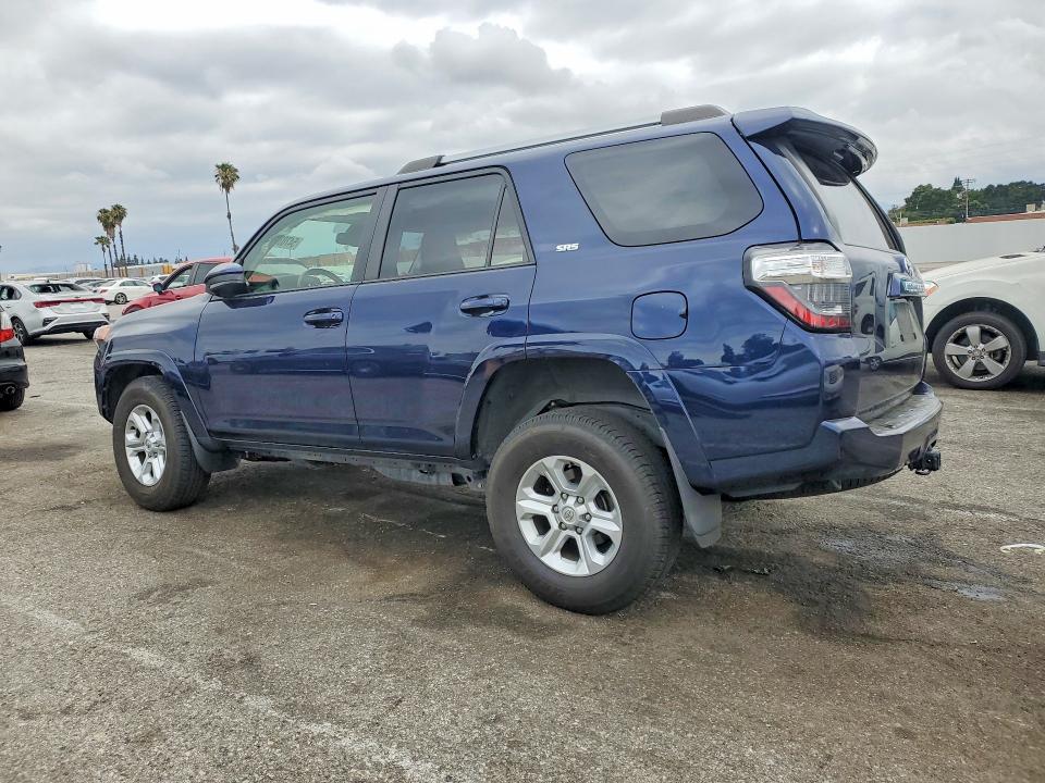 2024 Toyota 4runner VIN JTEEU5JR2R5307279 COPART salvage auction — FRONT END, Salvage Title, sold $10,400 on 2026-07-17 (photo 2)