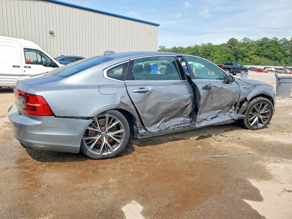 2018 Volvo S90 VIN LVY982MKXJP004968 COPART salvage auction — SIDE, Sc - Cert Of Title-Salvage, sold $2,500 on 2026-07-06 (photo 3)