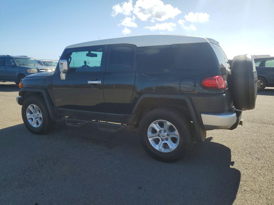 2011 Toyota Fj cruiser VIN JTEBU4BF8BK109539 COPART salvage auction — WATER/FLOOD, Hi - Certificate Of Salvage, sold $1,600 on 2026-07-27 (photo 2)