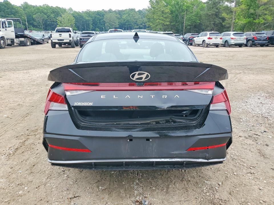2025 Hyundai Elantra VIN KMHLM4DG2SU040801 COPART salvage auction — REAR END, Nc - Salvage Certificate Of Title, sold $525 on 2026-07-24 (photo 6)