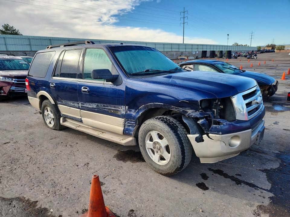 2007 Ford Expedition VIN 1FMFU18557LA42804 COPART salvage auction — FRONT END, NM - CERT OF TITLE-SALVAGE (P), sold $750 on 2026-07-09 (photo 4)