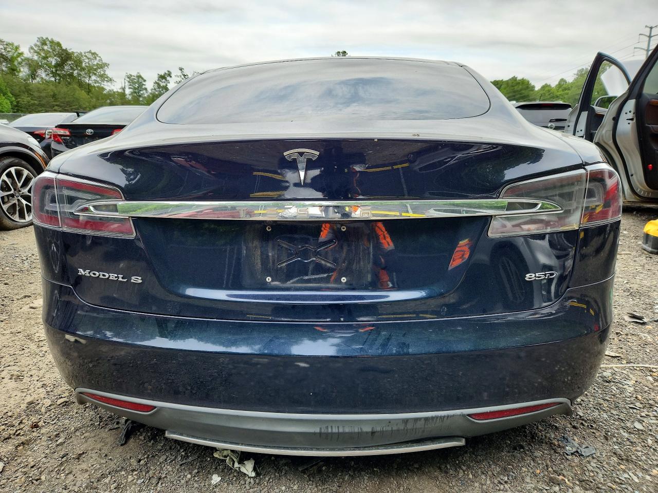 2015 Tesla Model S VIN 5YJSA1H22FFP74892 COPART salvage auction — Front End, VA - CERTIFICATE OF TITLE, sold $3,250 on 2026-07-01 (photo 6)