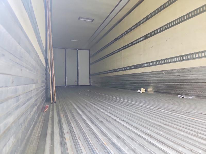 2015 Utility trailer manufacture Trailer VIN 1UYVS2484FM408337 COPART salvage auction — MINOR DENT/SCRATCHES, IL - CERTIFICATE OF TITLE (P), sold $2,950 on 2026-07-07 (photo 5)