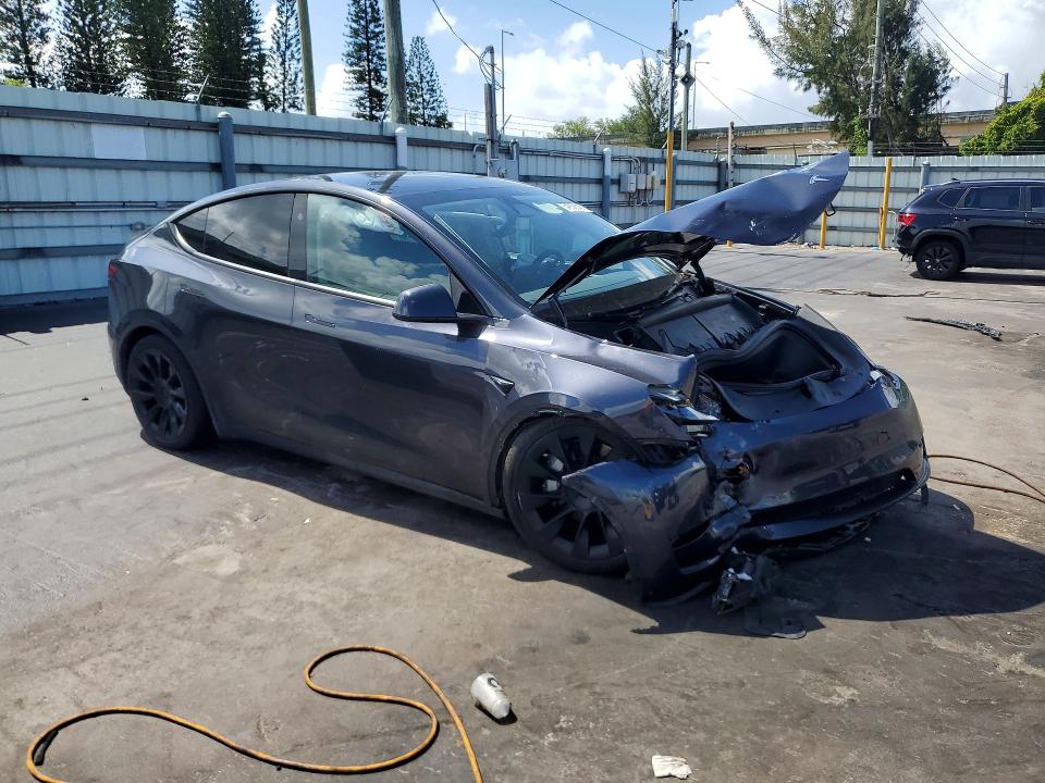 2024 Tesla VIN 7SAYGDED4RF038592 COPART salvage auction — FRONT END, Salvage Title, sold $200 on 2026-07-27 (photo 4)